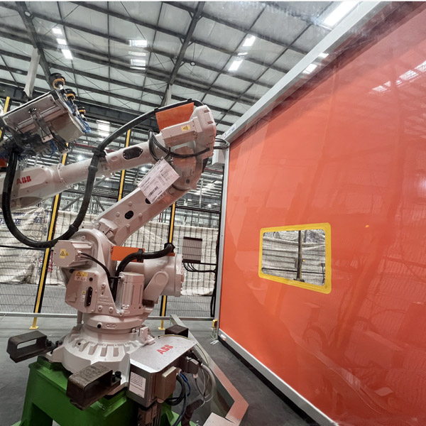 焊接机器人设备卷帘门